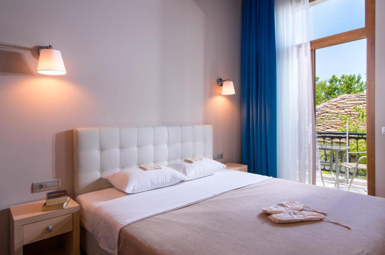 Aparthotel On The Rocks Theologos  Exterior foto